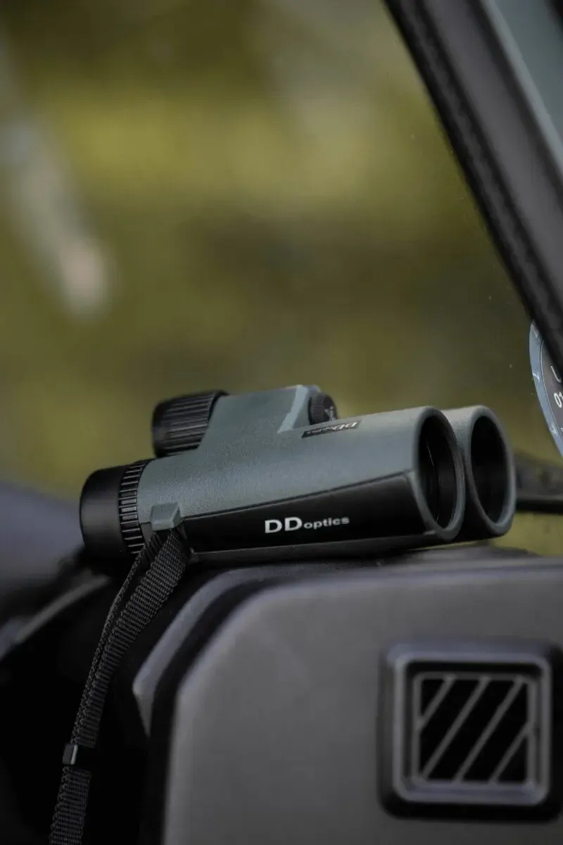 kompaktes 10×42 Fernglas Kolibri – Bild 3