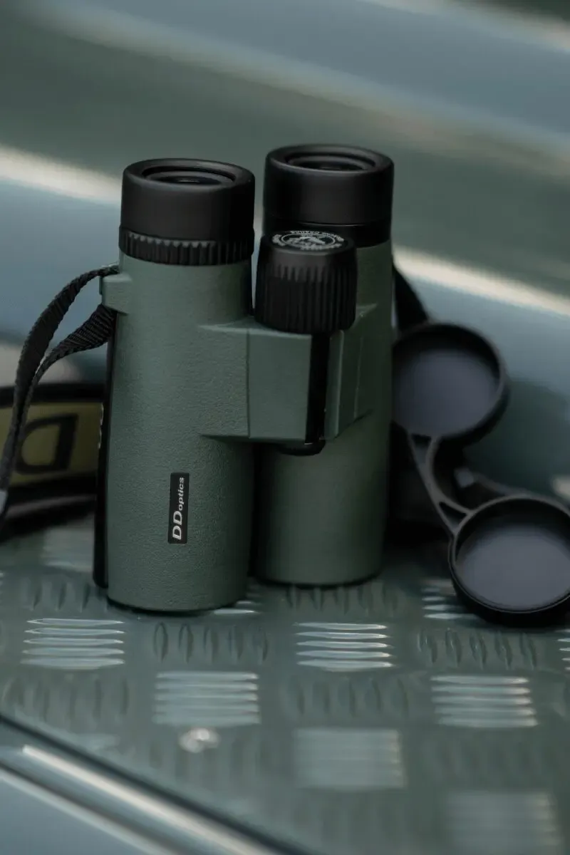kompaktes 10×42 Fernglas Kolibri – Bild 4