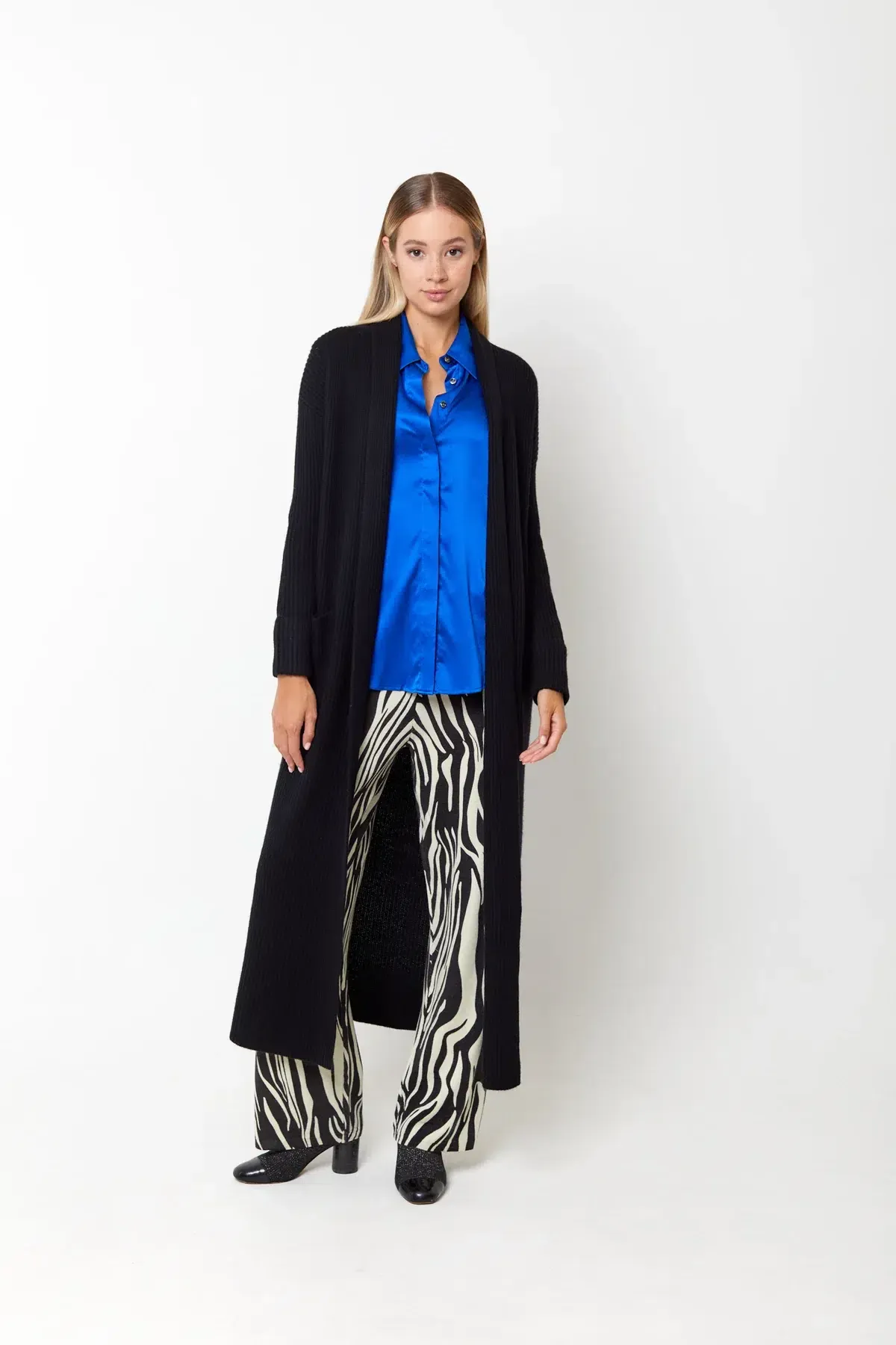 Joyce&Girls lange Strickjacke “Sonia” Schwarz – Bild 3