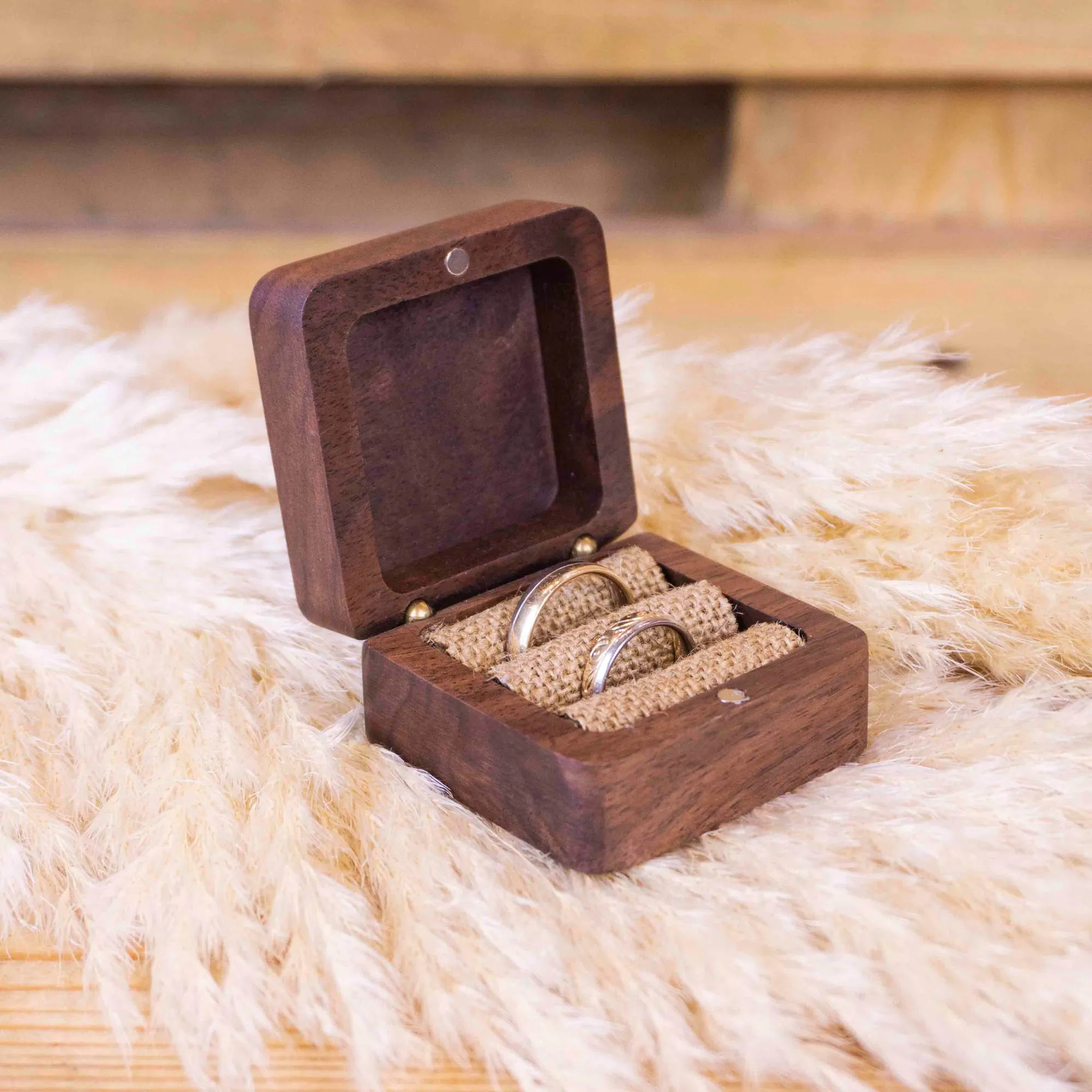 Ringbox Kreis | Ringschatulle Hochzeit | Personalisierte Ringkiste | Mr & Ms l Standesamt | Aufbewahrung l Trauung l Verlobung – Bild 2