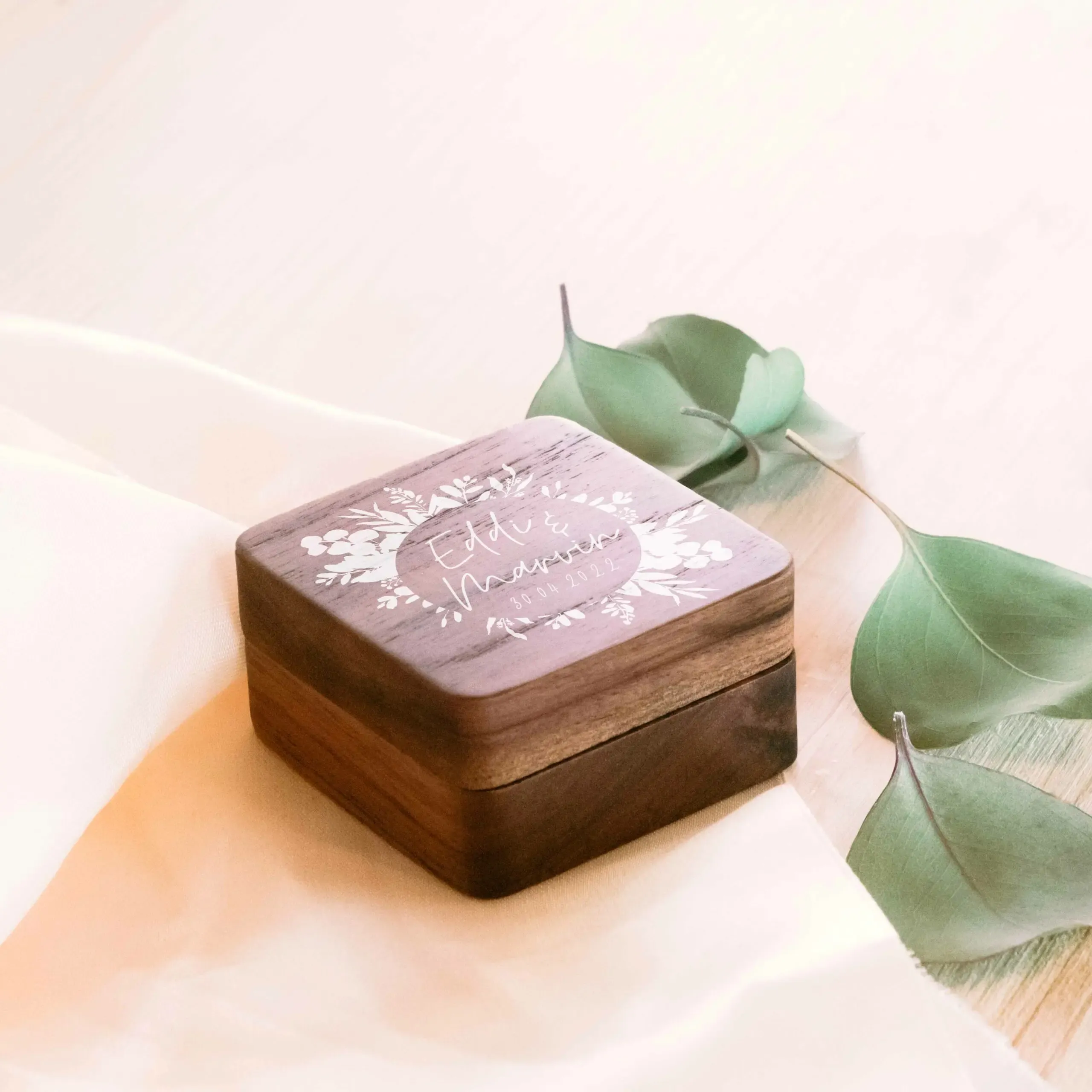 Ringbox Kreis | Ringschatulle Hochzeit | Personalisierte Ringkiste | Mr & Ms l Standesamt | Aufbewahrung l Trauung l Verlobung – Bild 4