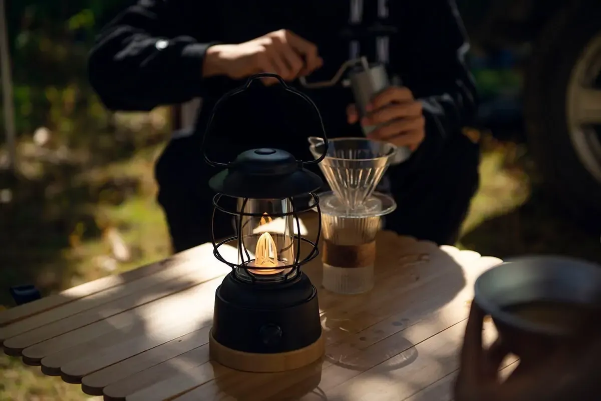 Dimmbare Lampe mit Powerbank – Bild 5