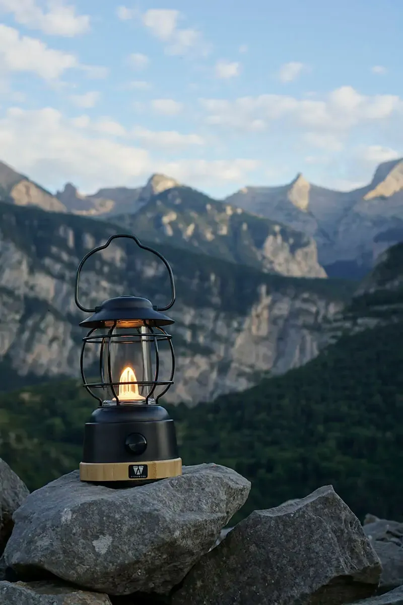 Dimmbare Lampe mit Powerbank – Bild 3