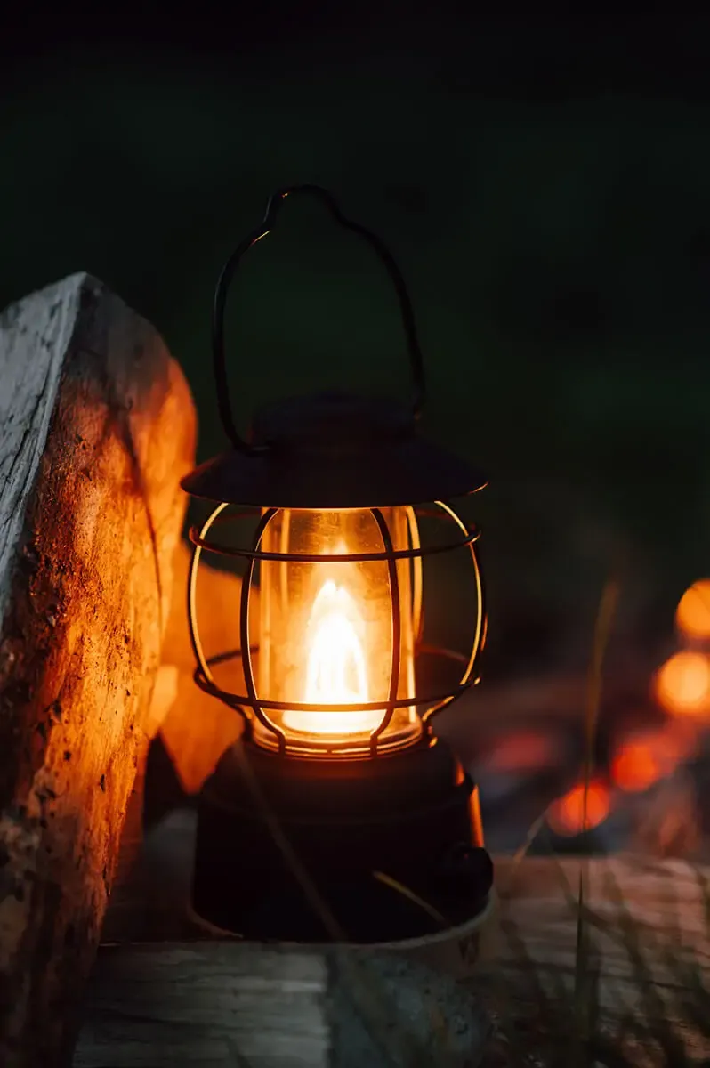 Dimmbare Lampe mit Powerbank