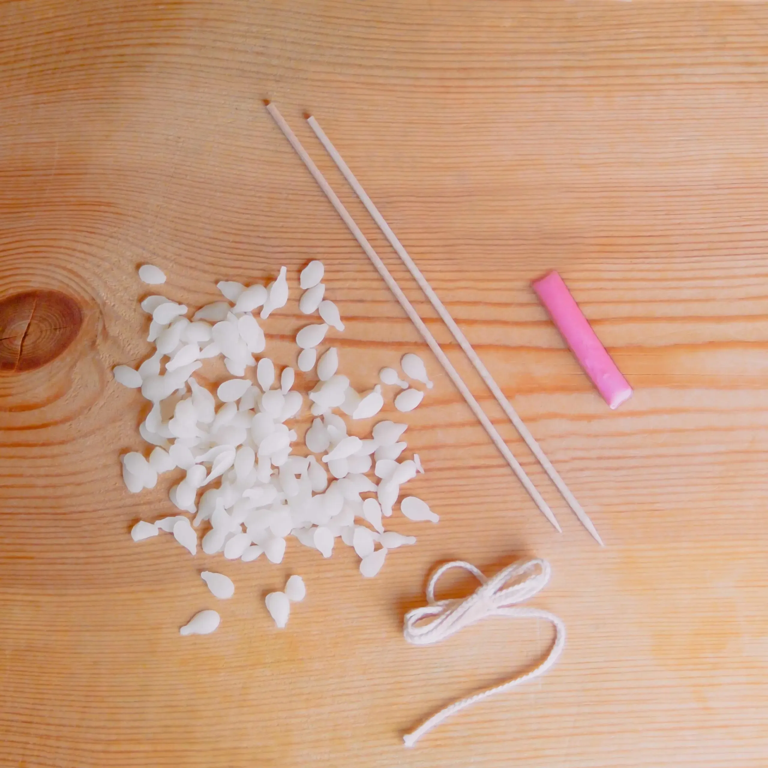 DIY-Set: Bienen-Kerzen gießen | Bastelset | Kerzen selber machen – Bild 6