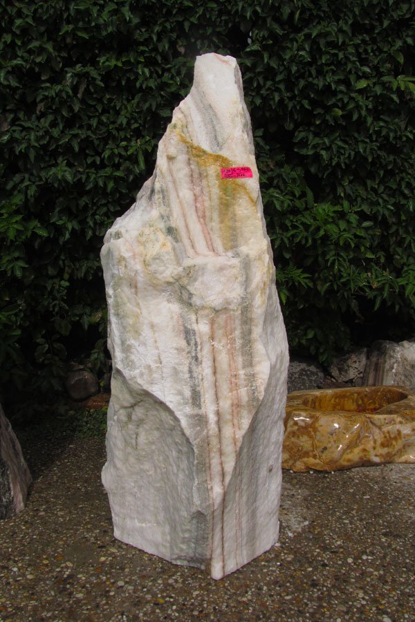 Sölkermarmor-Quellstein Nr. 184, 124 cm
