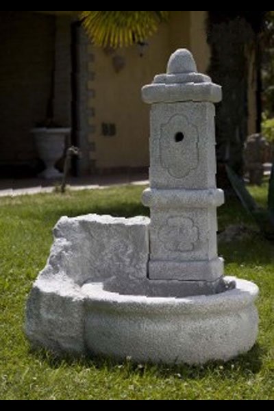 Trogbrunnen “Fontana Romina”